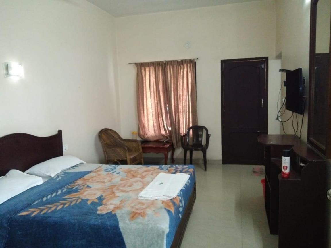Jays Inn Munnar Exterior photo