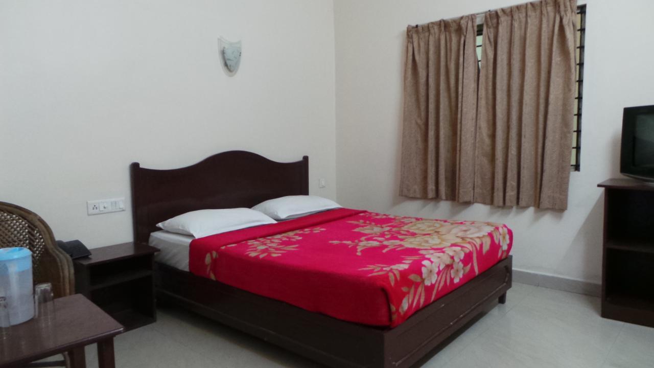 Jays Inn Munnar Exterior photo
