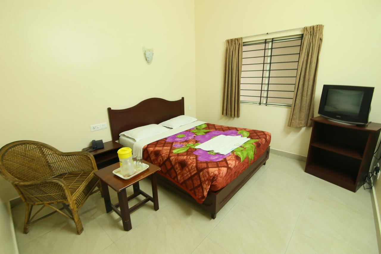 Jays Inn Munnar Exterior photo